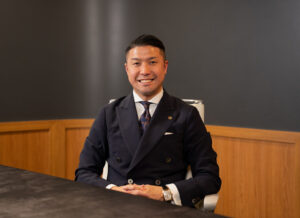 代表取締役　藤嶋 介翔